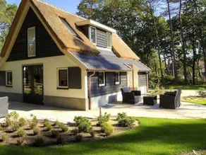 Family-oriented lovely letting with sauna, terrace & heated pool | Next to the beach - Image 4