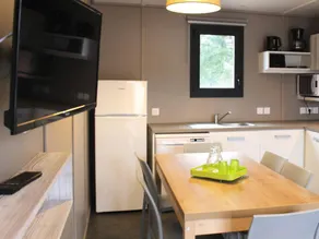 Family-friendly chalet with heated pool | Pets allowed - Image 5