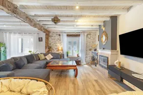 Fully equipped holiday home with garden, BBQ & terrace | Mountain view | Pets are welcome - Image 2