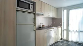 Apartment with Terrace near Sea - Image 4
