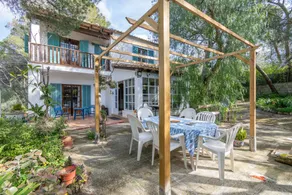 Maison de vacances avec piscine privée, jardin et terrasse | Vue montagne | Parfaite pour le travail à distance - Image 2