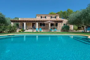 Villa with terrace, garden & BBQ - Image 2