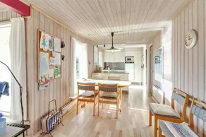 Fully equipped house with terrace | Pets allowed - Image 5