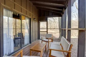Peaceful Woodland Cabin with Screened Porch & Arcade Near Siloam Springs City Lake, Gentry, AR - Image 3