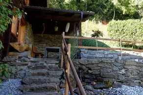 Family-friendly holiday home with terrace, garden & BBQ - Image 3