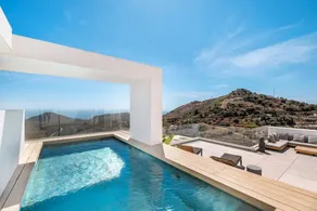 LUXURY PENTHOUSE ROOFTOP POOL JACUZZi OCEAN VIEWS PALO ALTO MARBELLA - Image 4