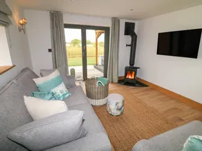 Beautiful cottage with jacuzzi & garden | Pets are welcome - Image 3