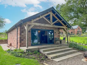 Fully equipped nice cottage with garden - Image 2