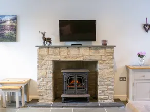 Child-friendly wonderful cottage with garden | Pets allowed - Image 5