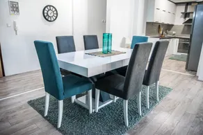 L&L Luxury Apartments - Image 2