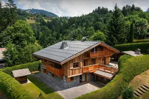 Children-friendly chalet with garden, terrace & hot tub | Lake view | Ski nearby | Suitable for remote work - Image 2