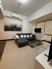 Merveilleuse chambre chez l'habitant conviviale et familiale avec piscine | Vue ville - Image 5