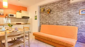Flat with terrace | Close to the beach - Image 3