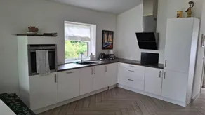 Fully equipped house with jacuzzi & barbecue - Image 3