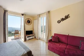 Flat with terrace, barbeque & garden | Sea view | Pet-friendly - Image 4