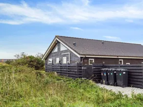 Children-friendly wonderful holiday home with terrace, sauna & barbeque | Next to the beach | Dogs allowed - Image 4