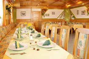 Family-friendly private room with terrace, sauna & garden | Garden view - Image 4