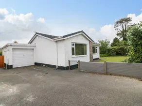 Child-friendly beautiful cottage with garden | Beach view | Pets allowed - Image 2