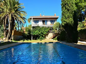 Holiday home with garden | Beach nearby | Pets are welcome - Image 2