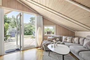 House with terrace & BBQ | Sea view - Image 3