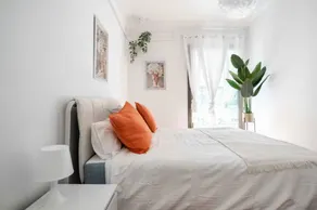 Spacieuse chambre privée avec terrasse | Avec animaux acceptés - Image 3