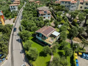 Villa with garden, barbecue & hot tub | Garden view - Image 2