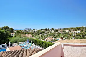 Villa avec barbecue, terrasse et piscine privée | Vue mer - Image 2