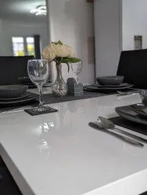 Familienorientiertes Ferienhaus mit Garten - Image 4