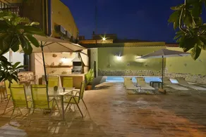 House with terrace, BBQ & private pool | Mountain view - Image 4