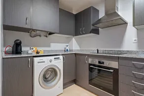 Flat with private pool & garden | River view - Image 5