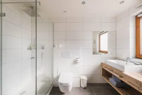 Child-friendly wonderful flat with pool, sauna & terrace | Mountain view | Pets allowed - Image 5