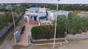 Villa with garden, terrace & barbecue | Sea view - Image 2