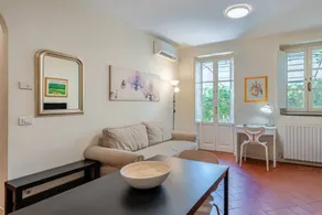 Holiday home with terrace & garden | Next to Lucca Cathedral | City view | Suitable for remote work - Image 2