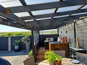 Holiday home with garden, terrace & barbeque | Suitable for remote work - Image 4