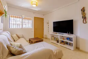 'Nomad House' Apartment with Shared Pool, Wi-Fi, and Air Conditioning - Image 4