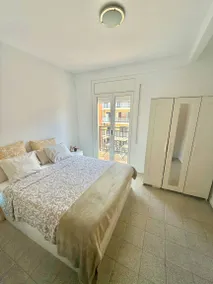 Holiday apartment | City view - Image 4