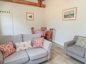 Lovely cottage with garden | Pets allowed - Image 3
