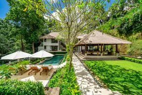 Children-friendly nice villa with terrace, garden & private pool - Image 3