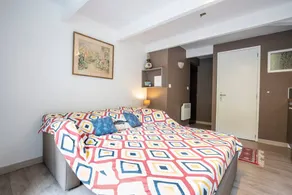 Independent studio in private garden - Image 5