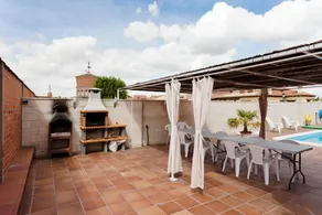 Casa accogliente e familiare con barbecue, piscina e terrazza | Vista sul giardino | Ideale per il telelavoro | Sono ammessi animali domestici - Image 4