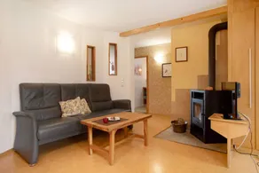 Apartment 'Zur Igelwiese' with Private Terrace, Shared Garden and Wi-Fi - Image 2