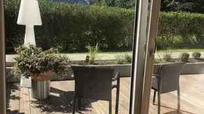 Holiday apartment with garden & terrace | Garden view - Image 3