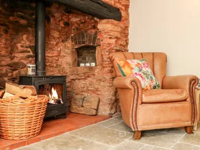 Family-oriented cottage | Beach view | Pet-friendly - Image 3