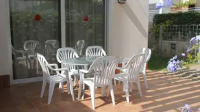 Apartment with pool, barbeque & terrace - Image 5