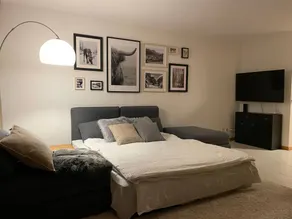 Apartment with terrace - Image 4
