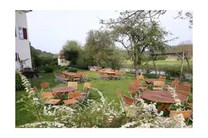 House with terrace, garden & barbecue - Image 5
