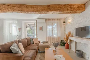 Fully equipped spacious holiday home with BBQ, garden & terrace | Garden view | Dogs allowed - Image 2
