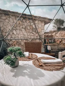 Apartment 'Bubble Suites' with Mountain View, Wi-Fi and Air Conditioning - Image 3