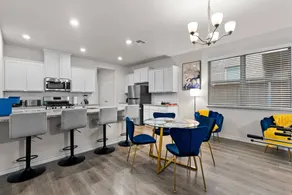 Fully equipped apartment | City view - Image 3