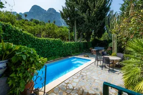 Villa con piscina privata, barbecue e terrazza | Vista sul giardino - Image 3